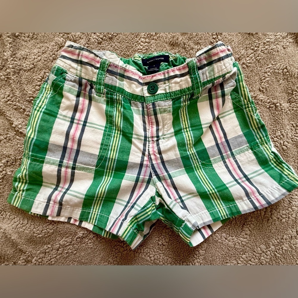 🌿 Tommy Hilfiger Girls Green Plaid Shorts | Size 4